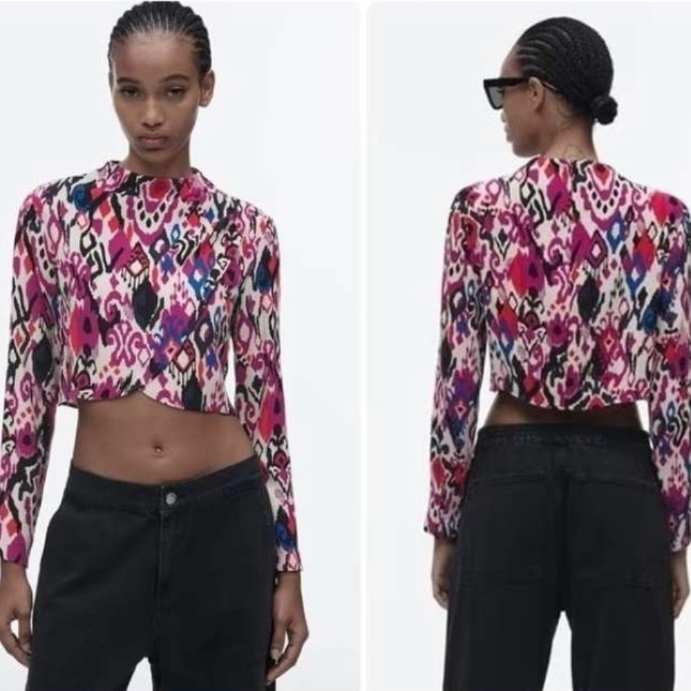 ZARA Abstract Print Mock Neck Long-Sleeve Crop Top Size Small Pink Purple Blue